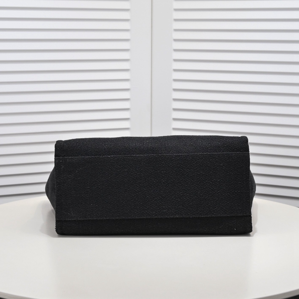 シャネルバッグ内部構造